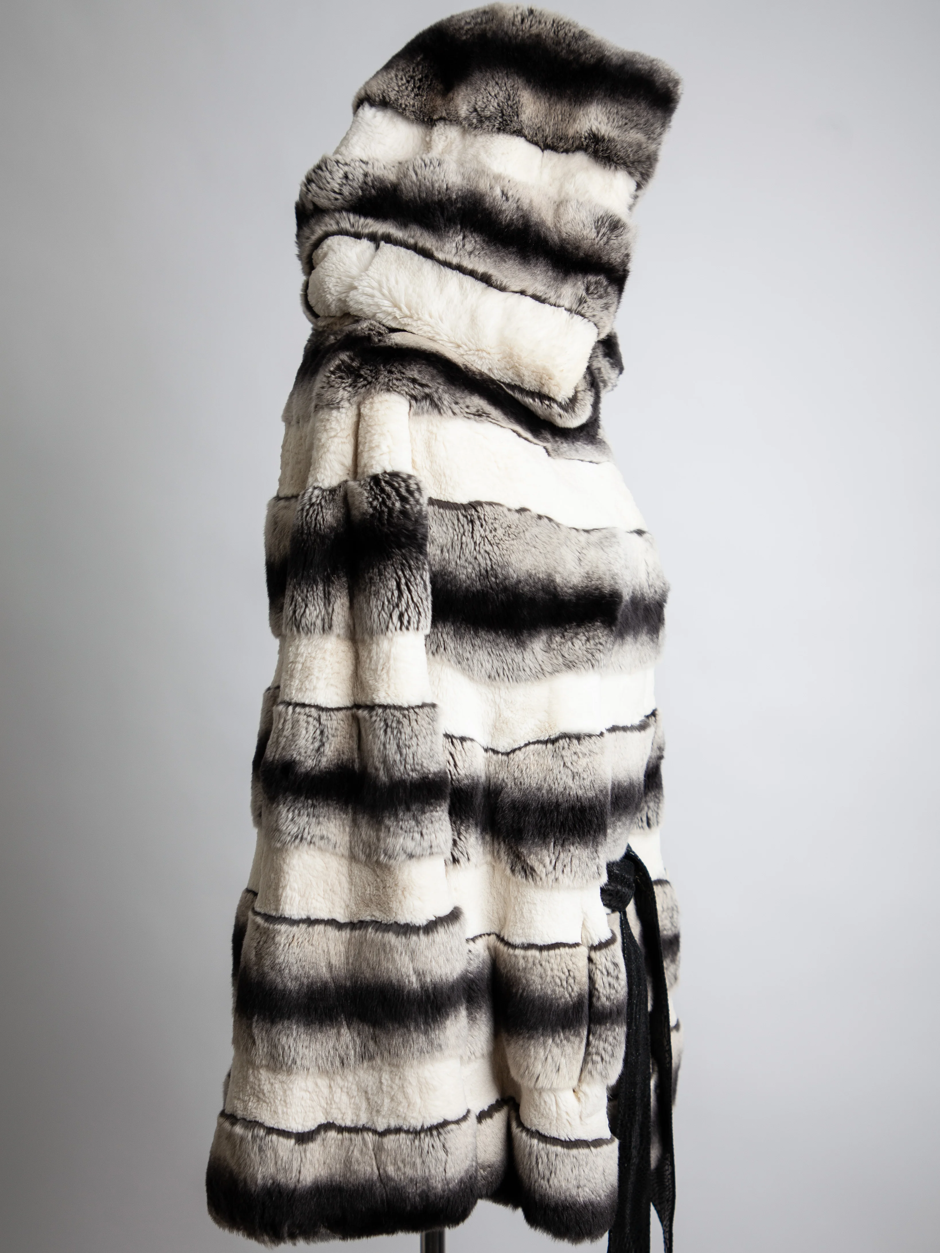 Cassie Gray Fur Coat — 2