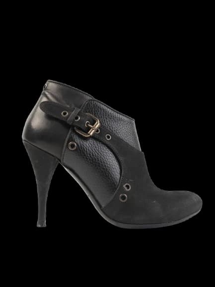 Alexander McQueen Black Leather Pumps — photo 1